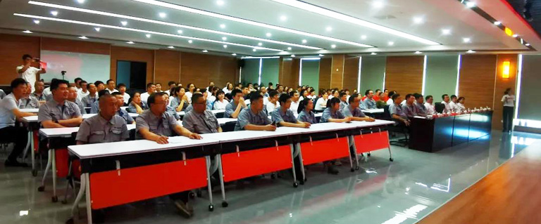 百年禮贊頌黨旗，同心起航唱紅歌